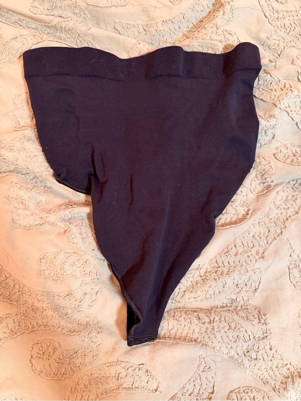 SKIMS High-Cut Seamless Thong in Black